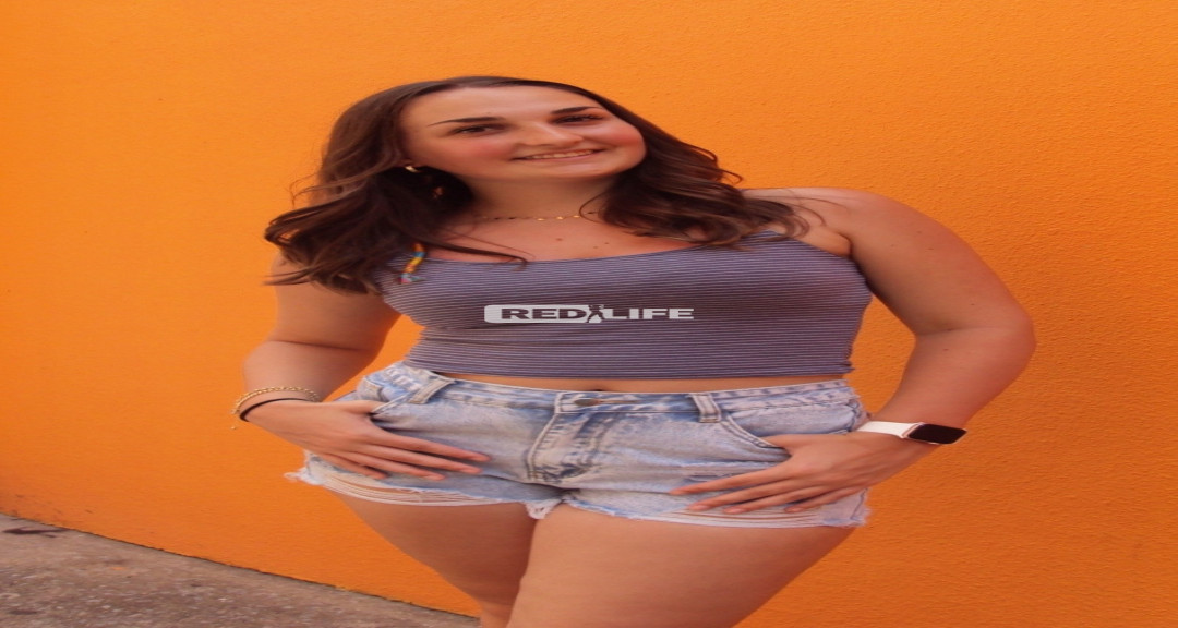 The Hottest College Freshman in