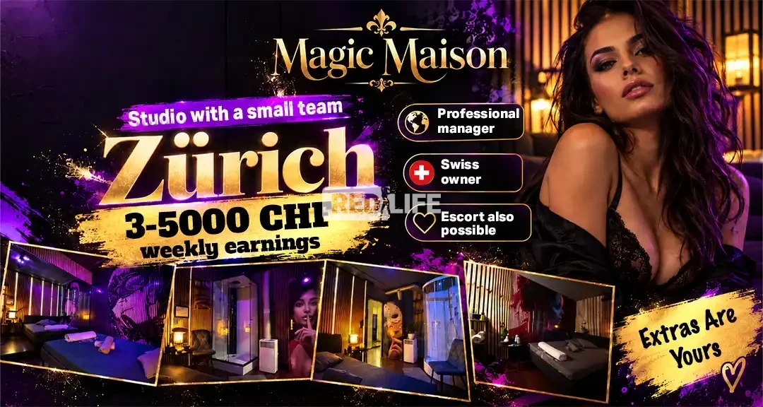 [Magic Maison] Busy studio with