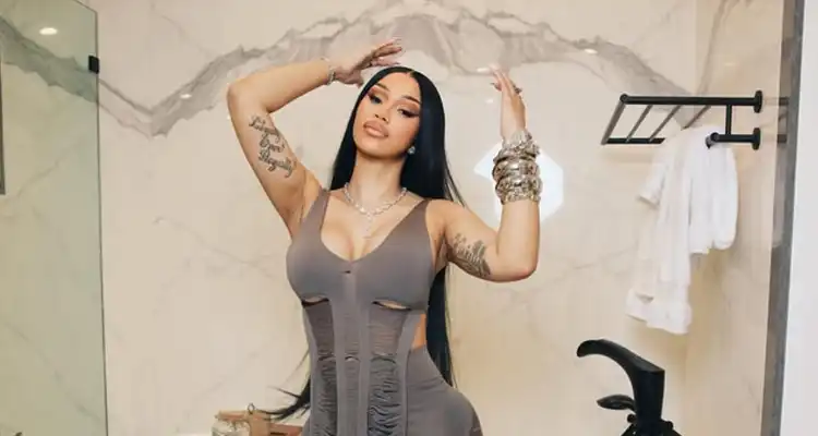 Cardi B OnlyFans erotic model