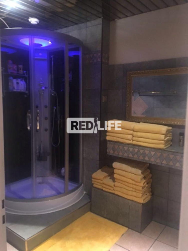 Bellaroma elite studio escort job