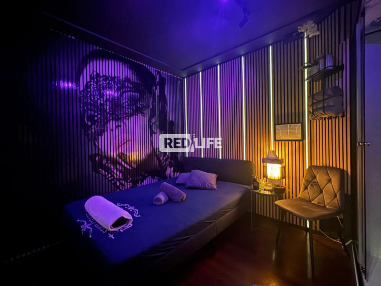 erotic studio escort job Magic